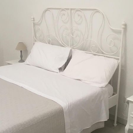 Bed & Breakfast Piazza Matteotti Stornara Bagian luar foto