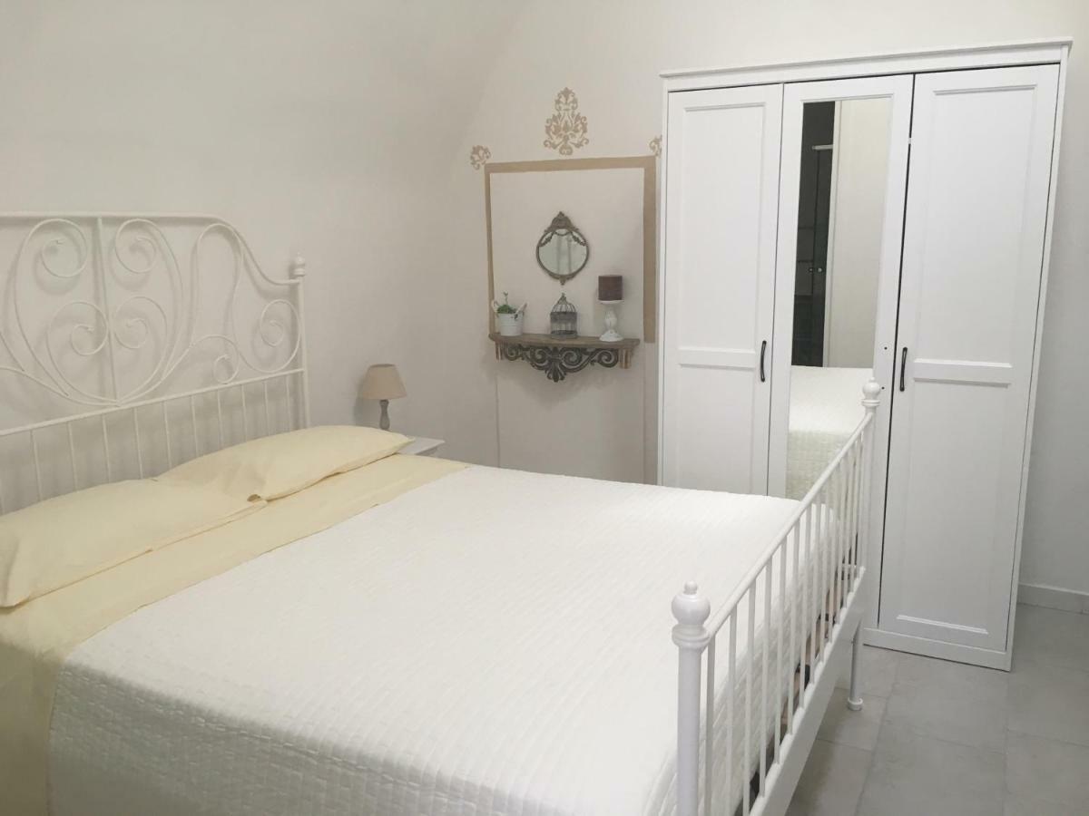 Bed & Breakfast Piazza Matteotti Stornara Bagian luar foto